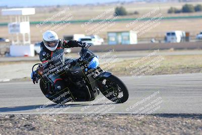 media/Feb-05-2023-Classic Track Day (Sun) [[c35aca4a42]]/Group 3/session 4 turn 4/